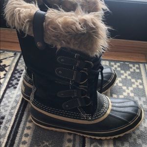 Sorel used boots